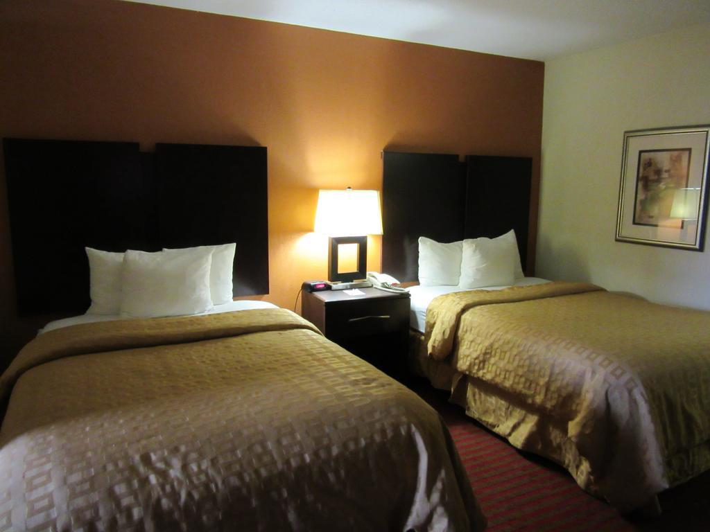 Clarion Suites אוגוסטה חדר תמונה