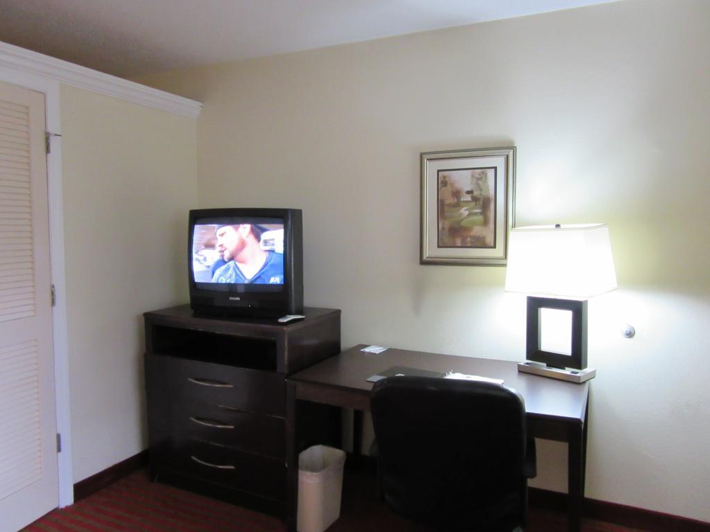 Clarion Suites אוגוסטה חדר תמונה